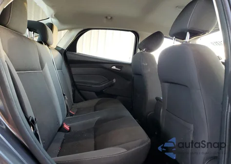 2013 Ford Focus Se z USA, uszkodzony, nr VIN 1FADP3F21DL376580